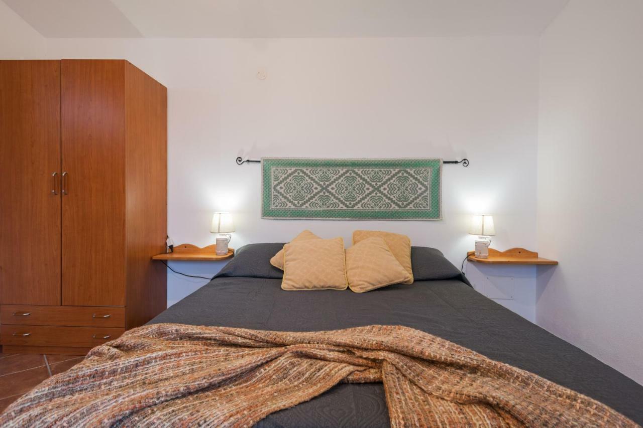 S'Ulumu Guest House ดอร์กาลี ภายนอก รูปภาพ